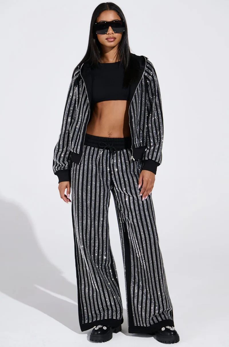 SPARKLE QUEEN WIDE LEG JOGGER