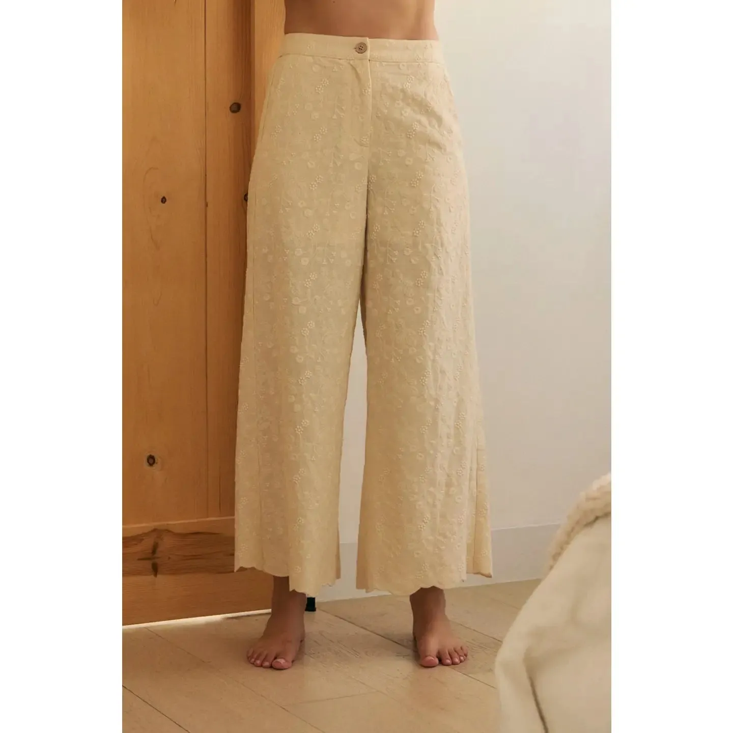The Aster Bottoms