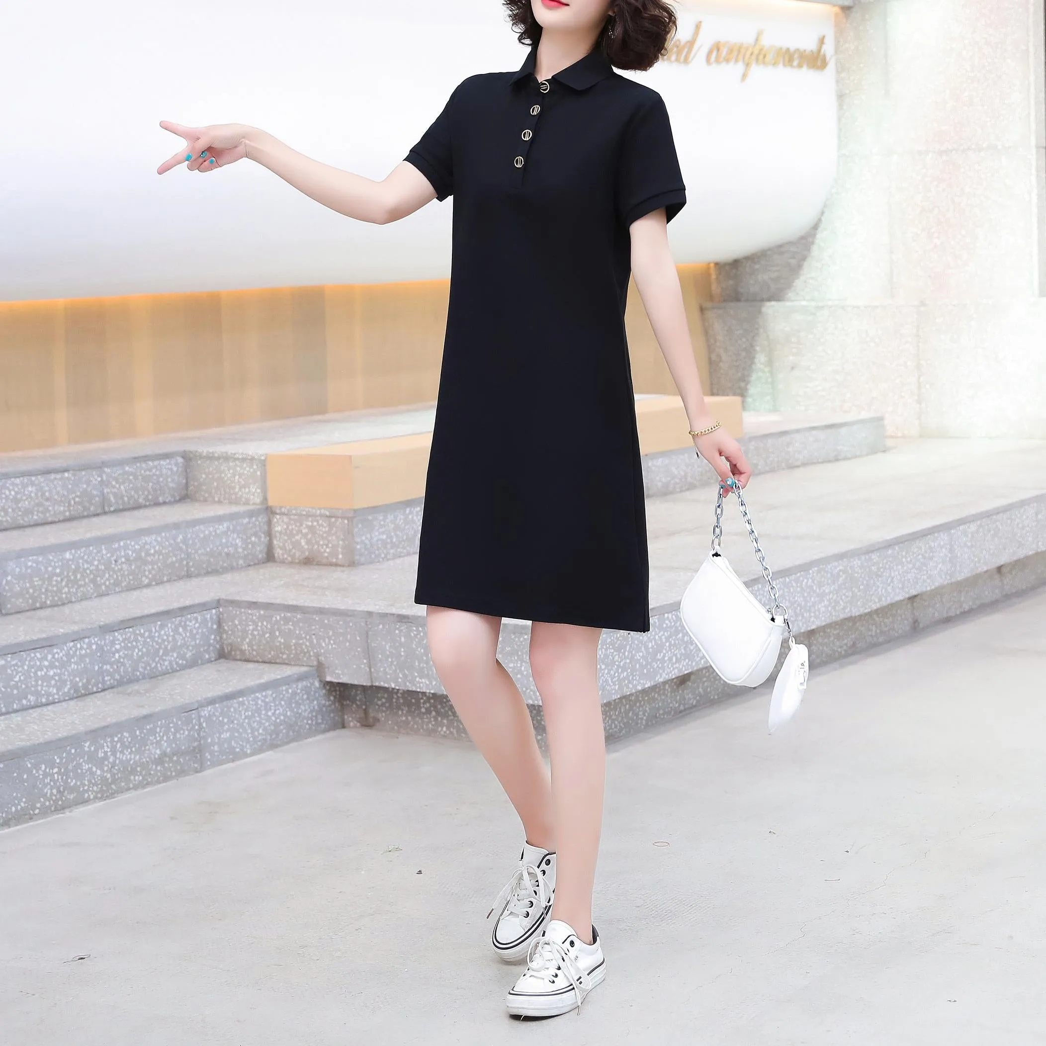 Thigh-Length Polo Style Dress for Active Women