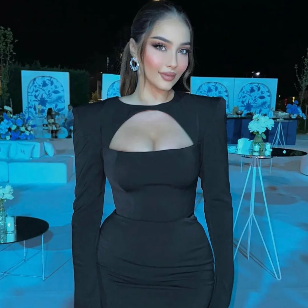 Vanilla Vogue Mermaid Silhouette Black   Dress