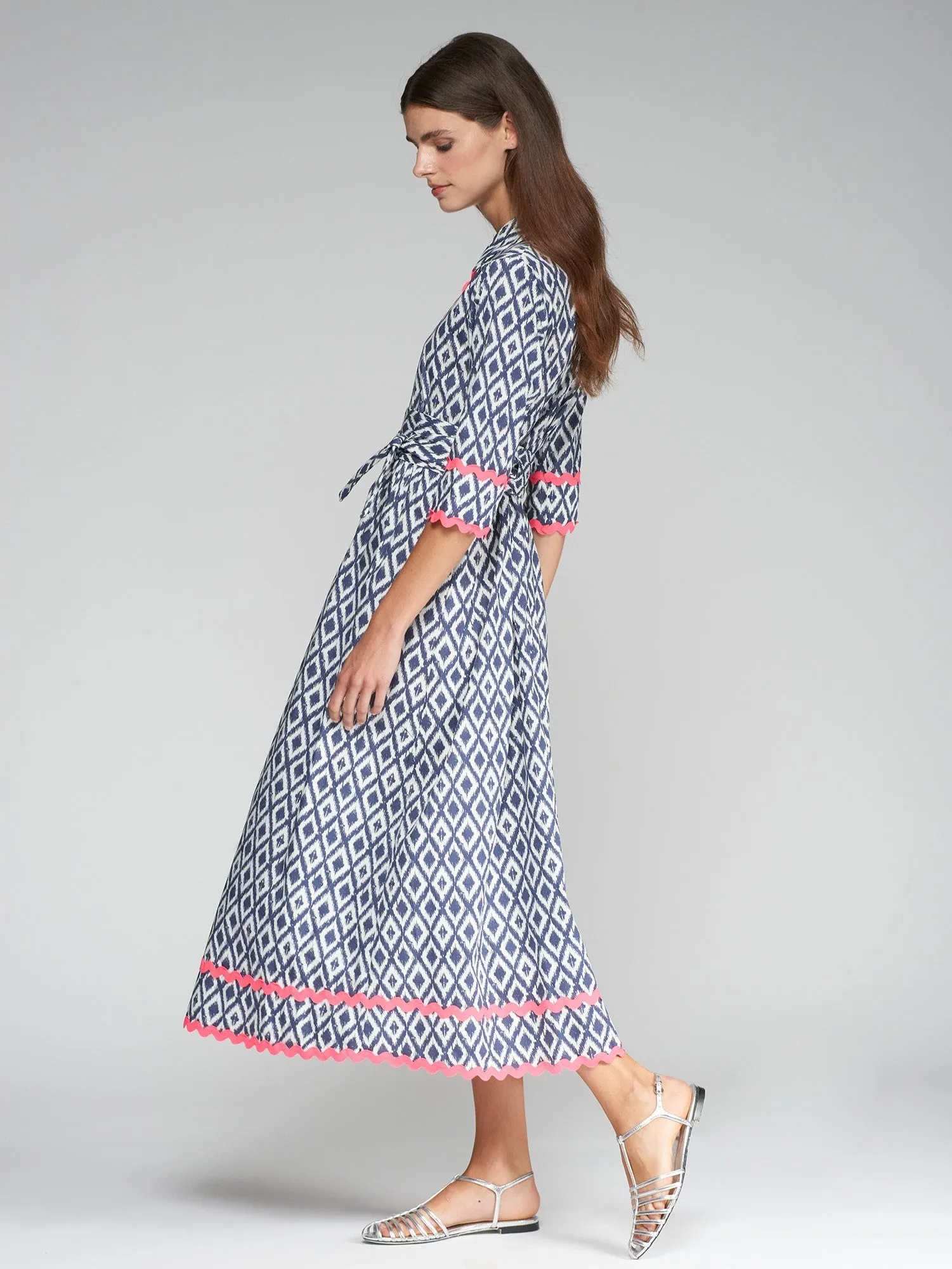 Vilagallo Navy/White Diamond Print Belted Midi Dress