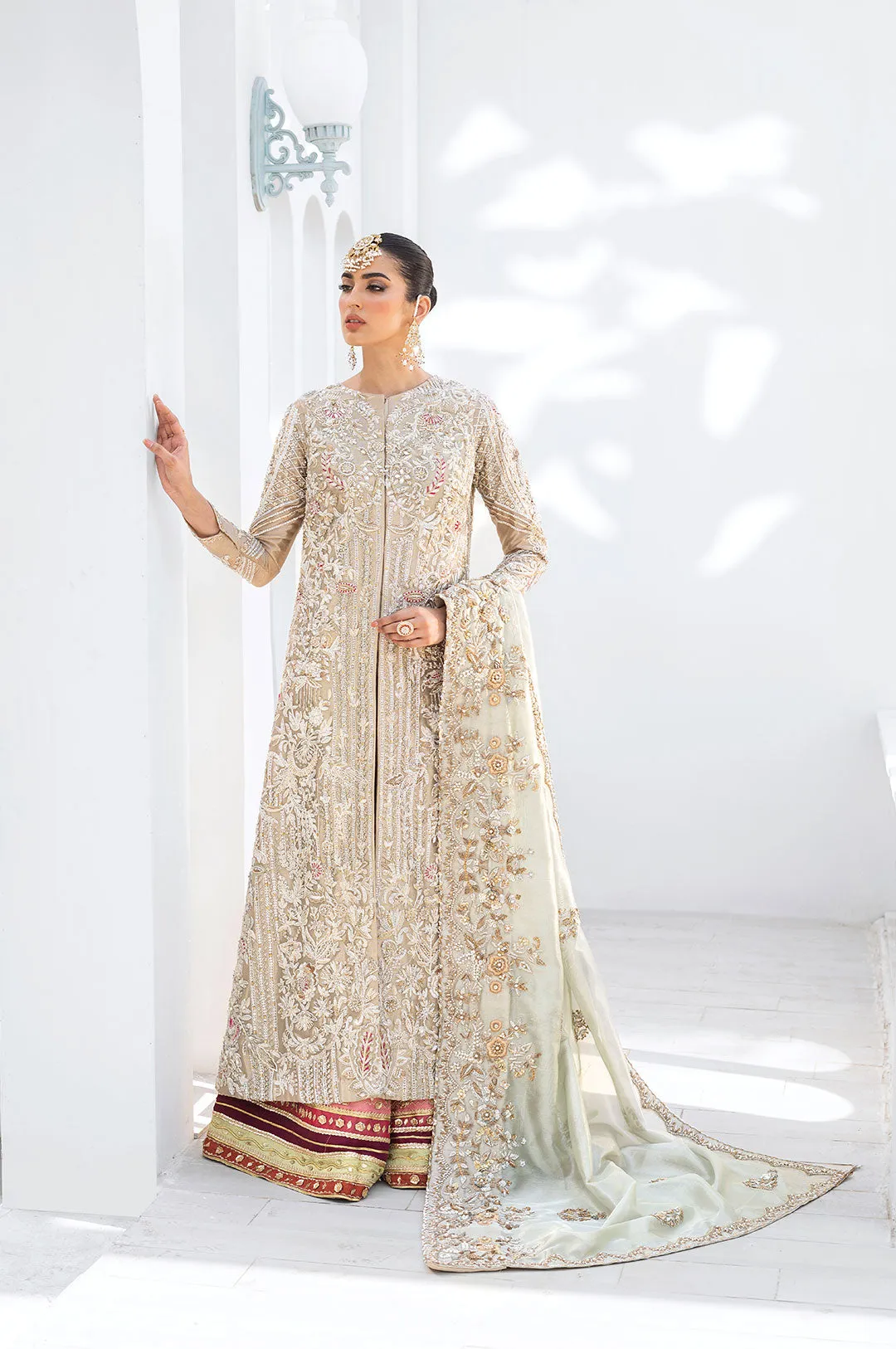 White Lehenga Kameez Pakistani Wedding Dresses