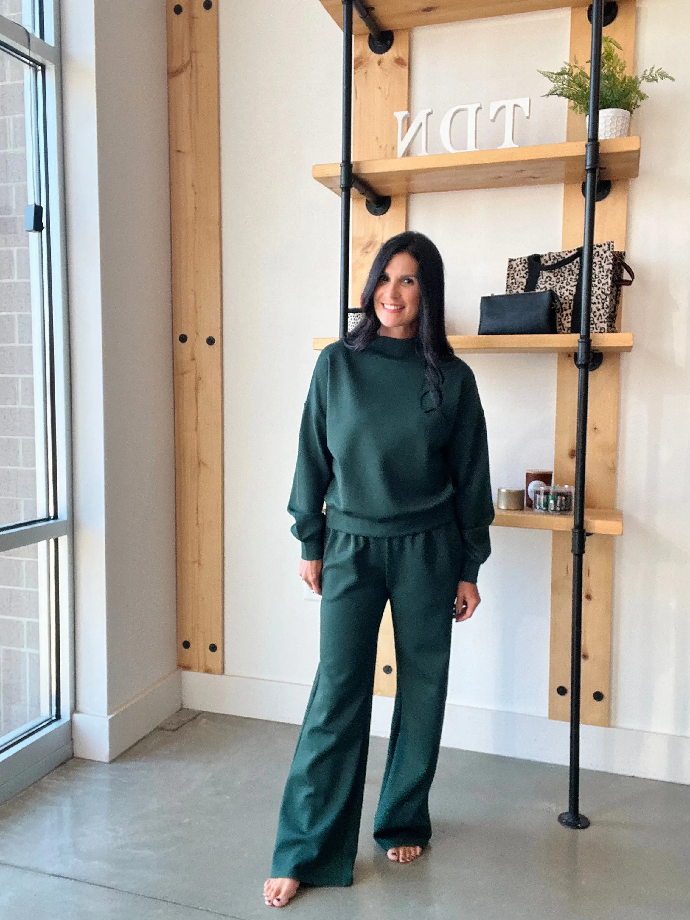 Wide Leg Scuba Sweatpants in Hunter Green