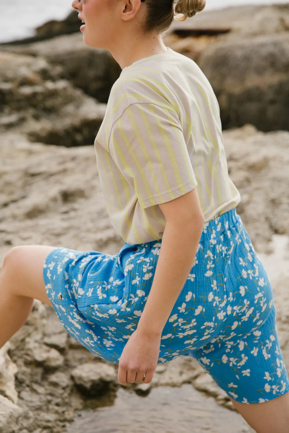 wide leg shorts in vanilla garden