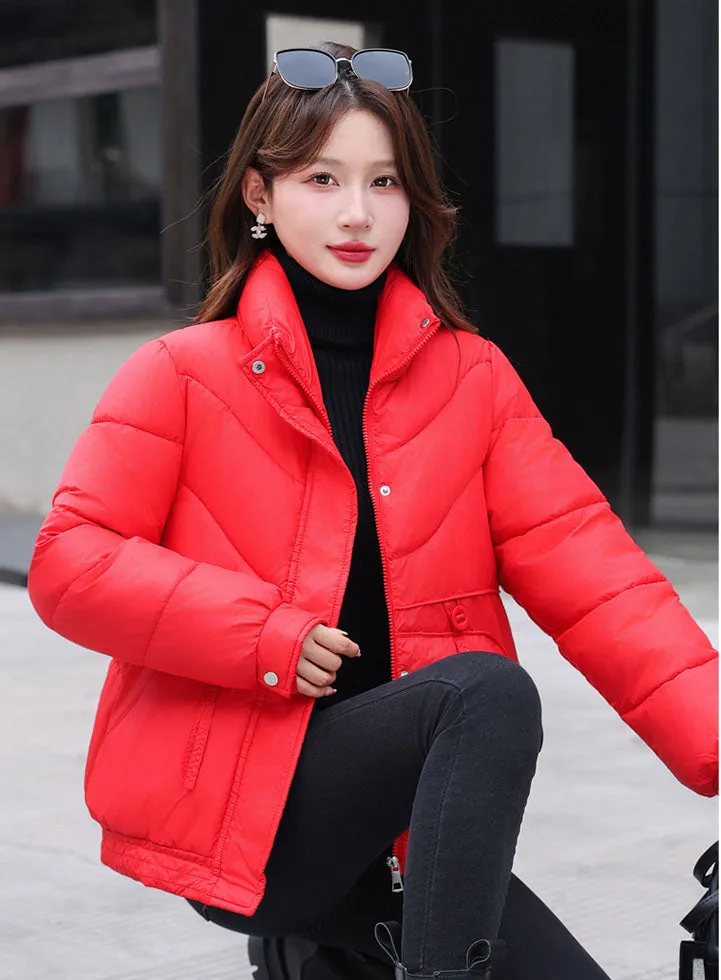 Women's Windproof Raincoat with Padded Solid Color Design