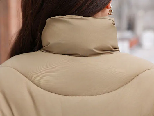 Women's Windproof Raincoat with Padded Solid Color Design