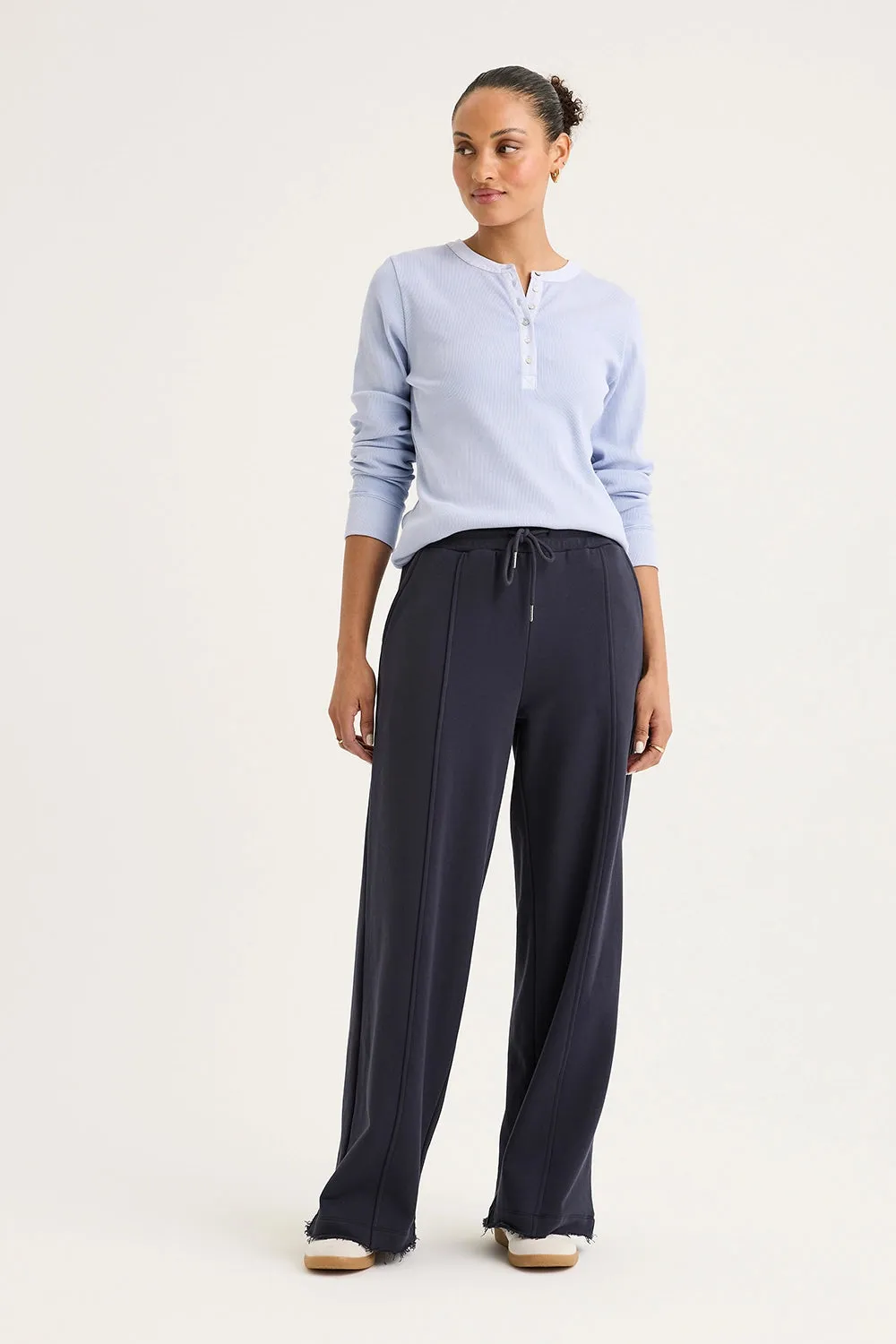 Yarra Trail Granite Sweatpant YTWN8970